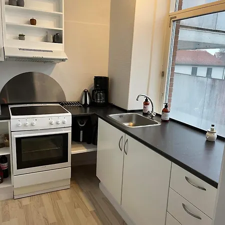 Tonders Bedste Udsigt Et Vaerelse Stue Spisestue Kokken Badevaerelse * トゥナー