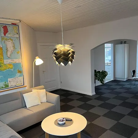 Tonders Bedste Udsigt Et Vaerelse Stue Spisestue Kokken Badevaerelse * Тённер