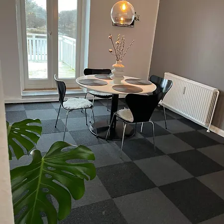 Appartement Tonders Bedste Udsigt Et Vaerelse Stue Spisestue Kokken Badevaerelse